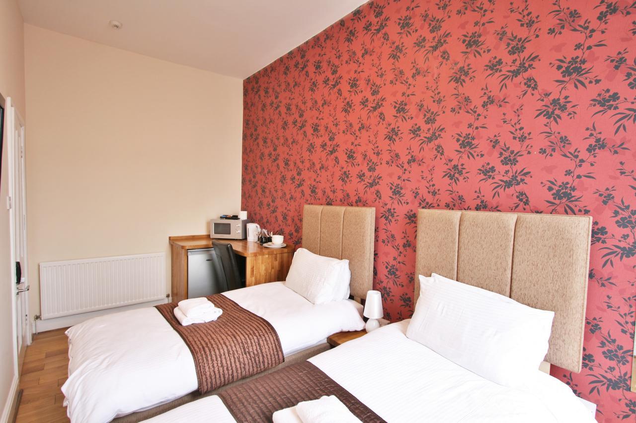Central Studios Gloucester Place By Roomsbooked Cheltenham Eksteriør billede