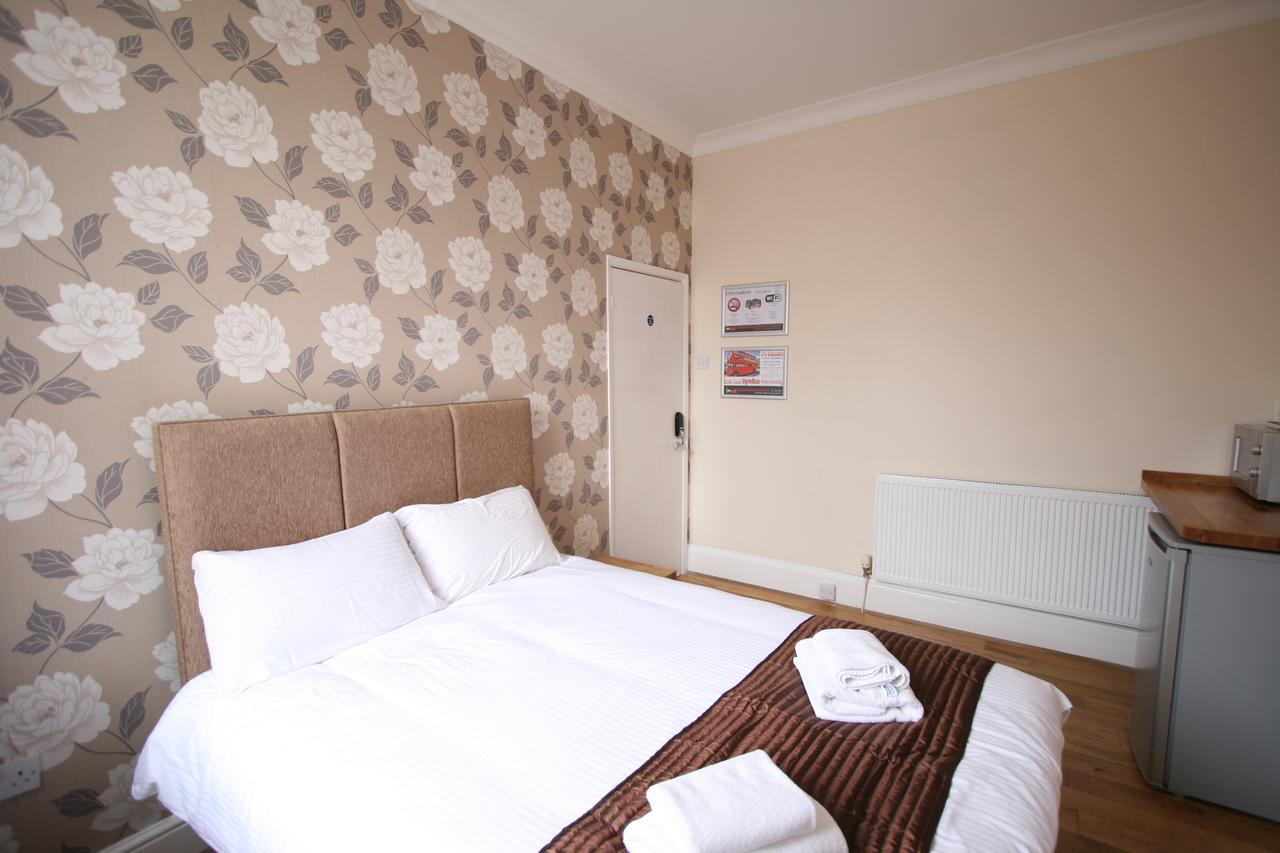 Central Studios Gloucester Place By Roomsbooked Cheltenham Eksteriør billede